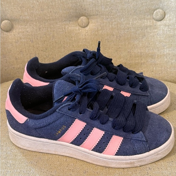 adidas Shoes - Adidas Campus Originals 00s Navy / Pink 5.5 RARE - Purchased In Italy